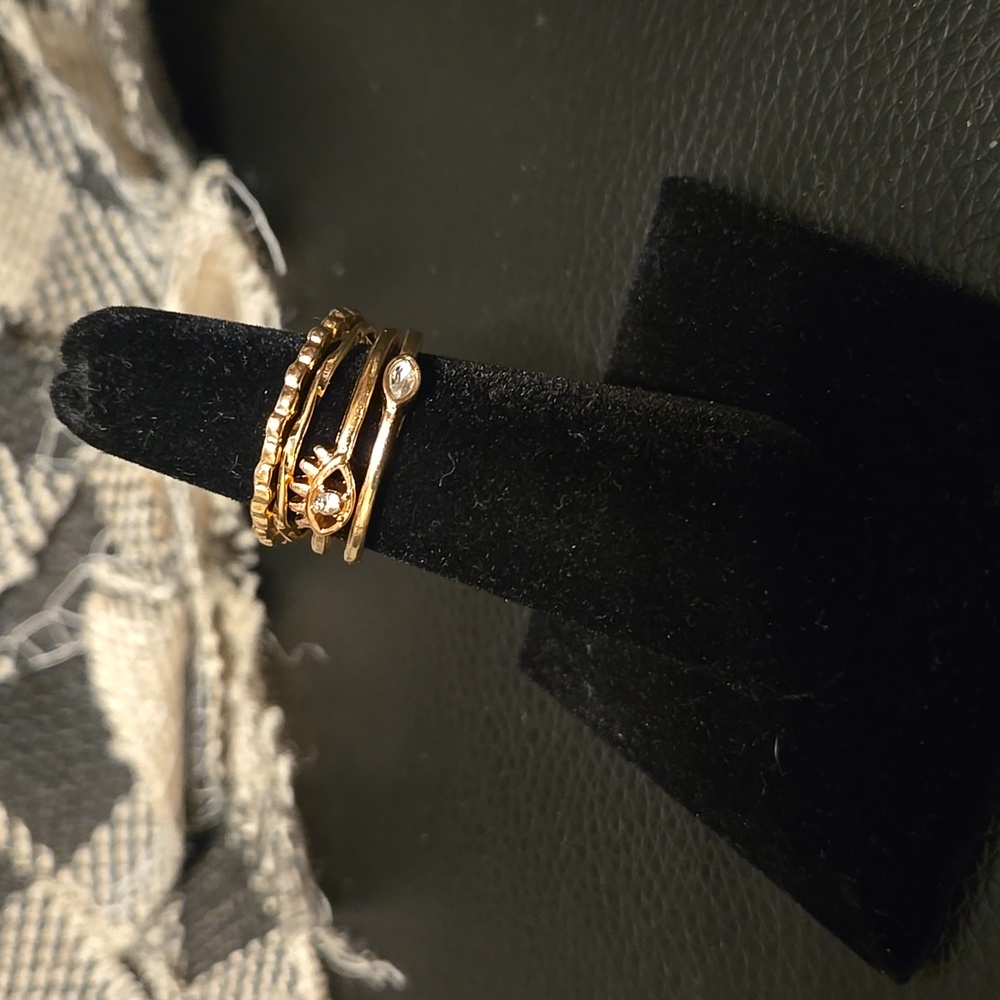 Set Of 4 Gold Stackable Rings - Picture 3 of 5